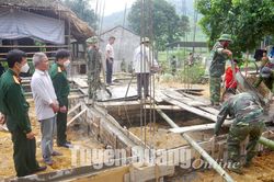 Giúp đỡ xây dựng nhà tình nghĩa cho thương binh