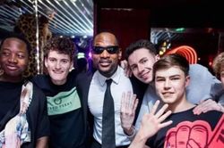 Người giống Will Smith được trả 5.000 USD để tái hiện cái tát tại Oscar 2022