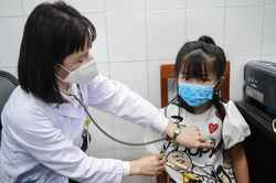 Làm gì để giảm các vấn đề hậu Covid-19 ở trẻ em?