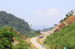 Cao tốc La Sơn - Túy Loan sẵn sàng thông xe
