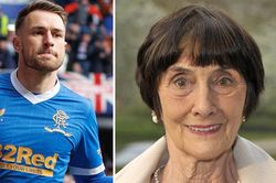 'Lời nguyền' Aaron Ramsey lại ứng nghiệm