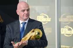 FIFA muốn tổ chức World Cup 3 năm một lần