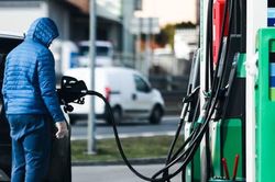Quan chức EU: Mức sống ở châu Âu có thể 'sụt giảm lịch sử' do lệnh trừng phạt Nga