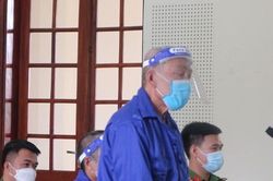 Đôi bạn dắt nhau vào tù tuổi xế chiều