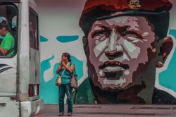Dù bị trừng phạt nhiều thứ 5 thế giới, Venezuela vẫn có thể đạt kỳ tích kinh tế