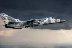 Đấu với Nga mới được vài ngày, toàn bộ Su-24 của Ukraine bỗng 'biến đi đâu mất': Vì sao?