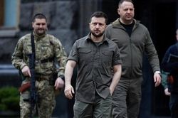 Tổng thống Ukraine muốn 'vừa đánh, vừa đàm' nhằm kết thúc chiến tranh