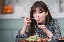 Ăn hàng ở Hàn Quốc ngày càng đắt