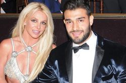 Britney Spears mang thai