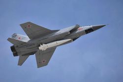 Tên lửa siêu thanh Nga phá hủy mục tiêu dưới lòng đất của Ukraine