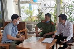 Cơ quan chức năng làm việc với chủ quán bán ly cà phê giá 249.000 đồng