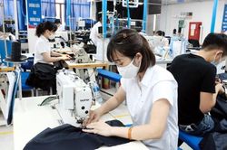 Thị trường lao động phục hồi nhanh nhưng chưa bền vững