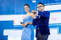 MC Phương Mai - Đức Bảo 'ăn ý' khi dẫn tiếng Anh