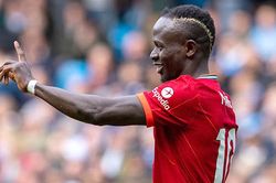 Liverpool vs Benfica: Mane, người gieo hy vọng