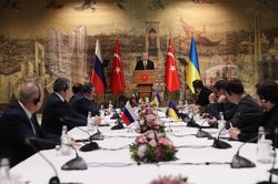 Ukraine tuyên bố không thay đổi lập trường đàm phán hòa bình với Nga