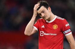 Maguire có thể bị tước băng thủ quân Man United