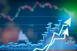 Cổ phiếu trụ 'quật khởi' phiên chiều, VN Index quay đầu tăng điểm