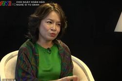 NSƯT Tú Oanh: 17 năm không làm phim, trở lại với vai bà Bích khiến chồng ngỡ ngàng
