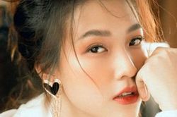 Á hậu Hoàng Oanh thừa nhận đã ly hôn chồng Tây nhưng không công bố lý do 'đường ai nấy đi'