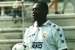 Cựu sao Real Madrid qua đời vì tai nạn giao thông