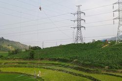 Chặng nước rút tại dự án đường dây 220 kV Lào Cai - Bảo Thắng