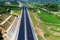 Dừng đầu tư cao tốc Hòa Bình - Mộc Châu theo hình thức PPP