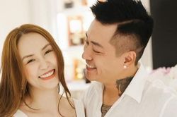 Tuấn Hưng và bà xã đi nhận biệt thự ven biển có giá chục tỷ tại Hội An
