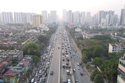 Phân luồng giao thông đường Vành đai 3 để lắp đặt cáp quang