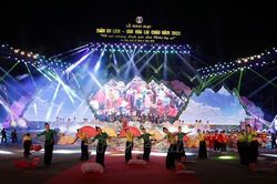 Về với những đỉnh núi Lai Châu kỳ vĩ