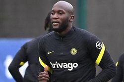 Lukaku trở lại tập luyện, sẵn sàng đá bán kết FA Cup