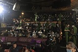 Tiếp tục phát hiện hàng chục 'dân chơi' dương tính ma túy trong quán bar Ferso