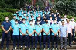 Đội tuyển U23 Việt Nam dâng hương tại đền Hùng