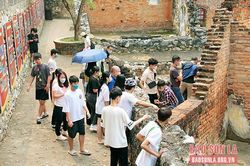 Đón gần 24.000 lượt khách đến tham quan Khu di tích Quốc gia đặc biệt Nhà tù Sơn La