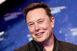 Sở thích gây hoang mang dư luận của Elon Musk
