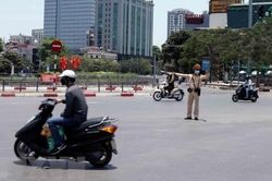 Dự báo thời tiết 10 ngày tới (18-28/4): Bắc Bộ, Bắc và Trung Bộ mưa rào và dông, sau có nắng nóng diện rộng; phía Nam ngày nắng, tối ít mưa