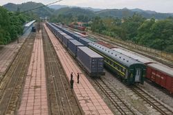 Đề xuất phân quyền cho 26 tỉnh, thành đầu tư hạ tầng đường sắt
