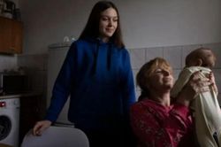 Nỗi niềm dân tị nạn 'bỉm sữa' Ukraine ở Ba Lan