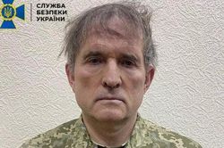 Ukraine có thể trao đổi thủ lĩnh phe đối lập lấy 2 tù binh người Anh
