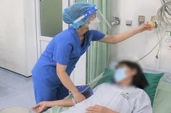 Sốc phản vệ vì lột da tẩy trắng cấp tốc