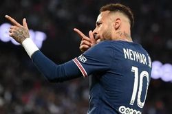 Neymar 'chửi thề' khi vắng mặt đề cử trong danh sách Quả bóng vàng năm 2021