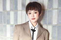 Mới hối lỗi chưa được bao lâu, Hiền Hồ bị 'bóc mẽ' sử dụng chung 1 kịch bản xin lỗi cách đây 5 năm