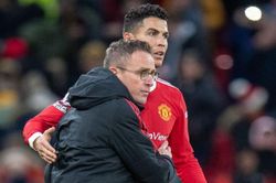 HLV Rangnick: 'MU sẵn sàng đón 10 tân binh'