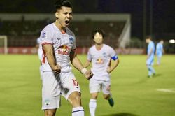 Cổ động viên quốc tế phản ứng trái chiều về trận hòa của Hoàng Anh Gia Lai trước Sydney FC