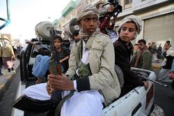 Yemen: Lực lượng Houthi cam kết không tuyển mộ lính trẻ em