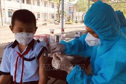 Tuyên truyền phụ huynh đưa trẻ từ 5 đến dưới 12 tuổi đi tiêm vaccine phòng COVID-19