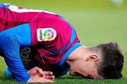 Barcelona: Khi các hậu vệ hàng đầu đầu hàng