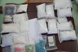 Bắt đối tượng có hành vi mua bán gần 2kg ma túy tổng hợp