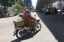 Giật mình với thời trang tránh nắng của dân tình, mùa nóng mà cứ ngỡ đông về