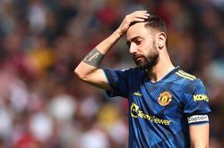 MU: Vì sao Fernandes đá phạt đền, dù Ronaldo có trên sân?