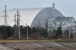 Xung đột Nga-Ukraine: Kiev bắt đầu nhận được vũ khí theo yêu cầu; Phái đoàn IAEA tới nhà máy điện hạt nhân Chernobyl